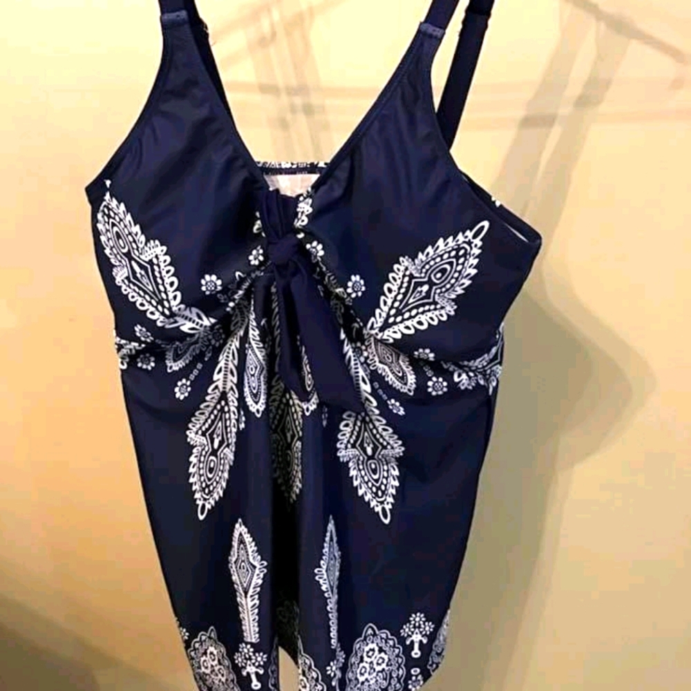 Tankini top and bottom set